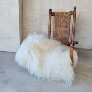 Icelandic Sheepskin - Natural Curly Fiber 49" x 33"